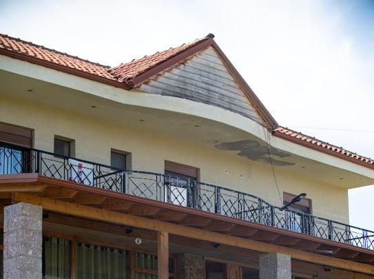 Hotel Vila Shen Maria Voskopojë Esterno foto